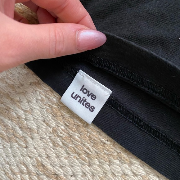 Adidas Short Sleeve Tshirt - Picture 5 of 8